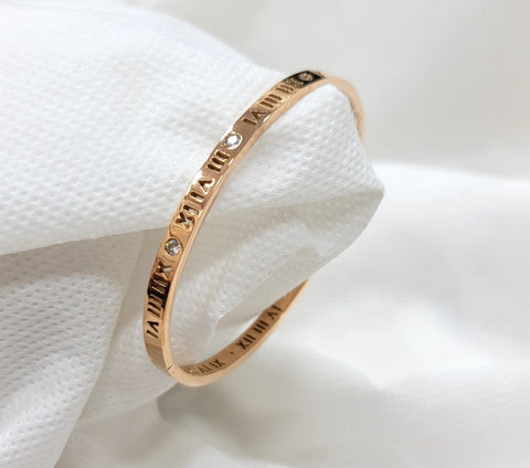 Timeless Rose Gold Engraved Cuff Bracelet - ZQ Collection