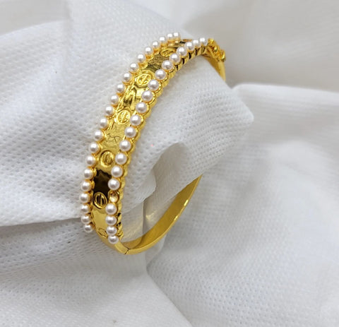 Elegant Gold Pearl Cuff Bracelet - ZQ Collection