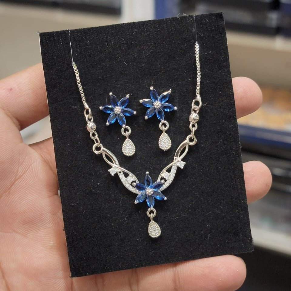 Blue Blossom Pendant Set For Women
